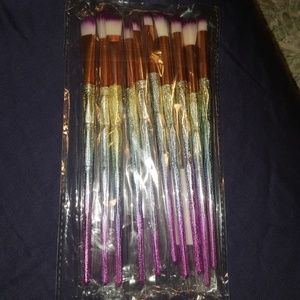 New makeup brushes!!